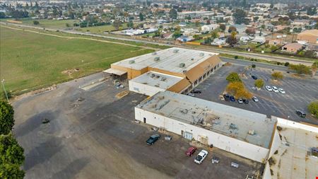 Prime Hanford Shopping Outlet Anchor Building