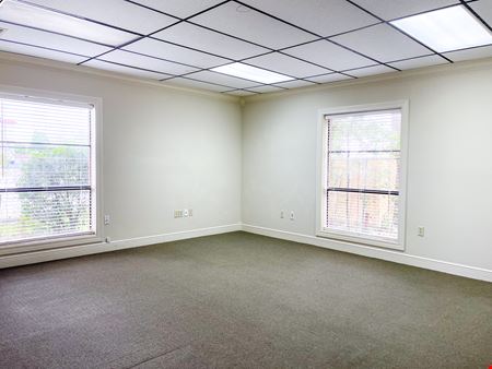 First-Floor Office Suite Off I-10 – Flexible Layout