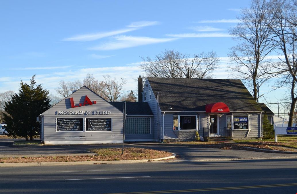 805 Hooper Ave.