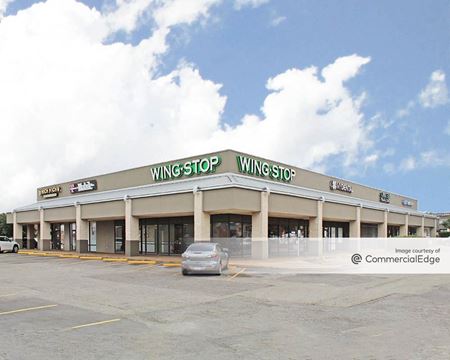 Retail space for Rent at Plaza 183 in Austin