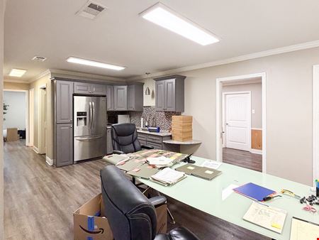 ±10,000 SF Office/Warehouse with Yard Space