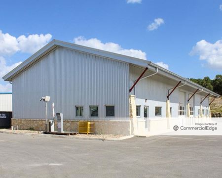 Industrial space for Rent at Sunset Canyon Business Park in Dripping Springs