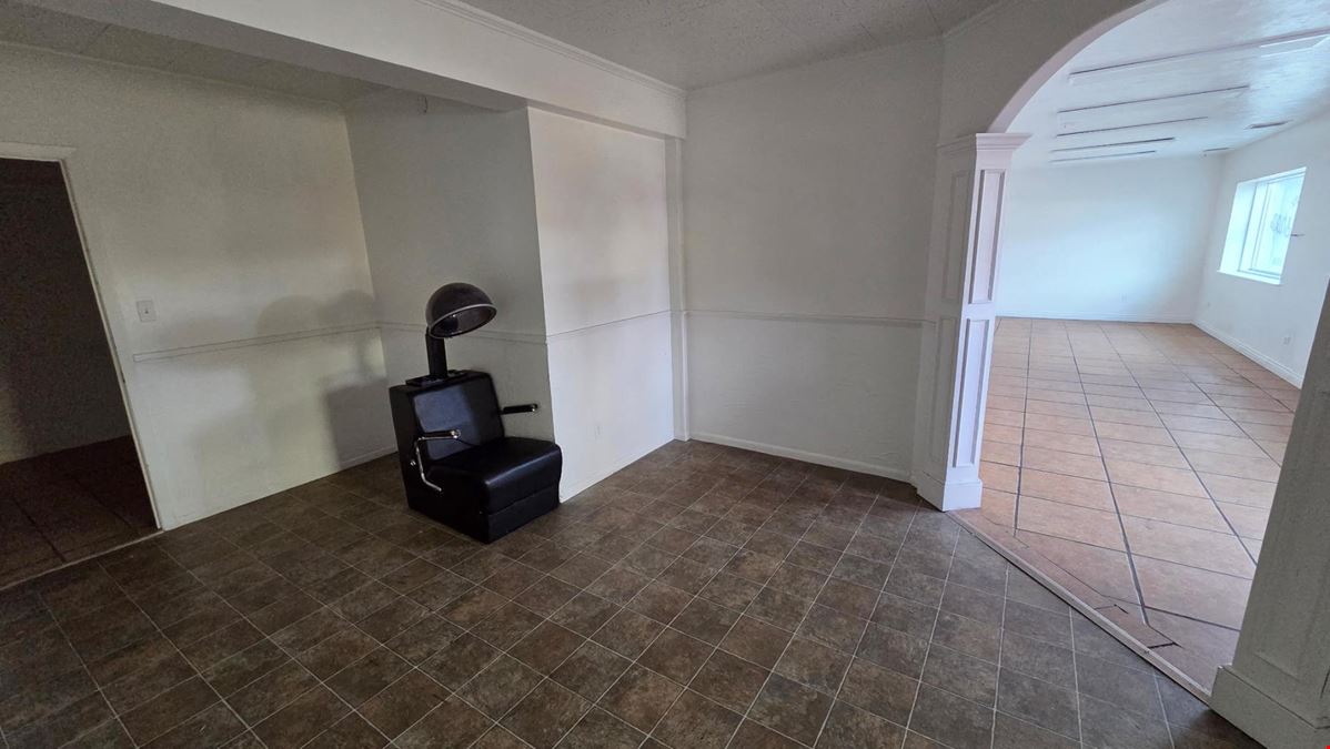 1320 S Holmes Ave
