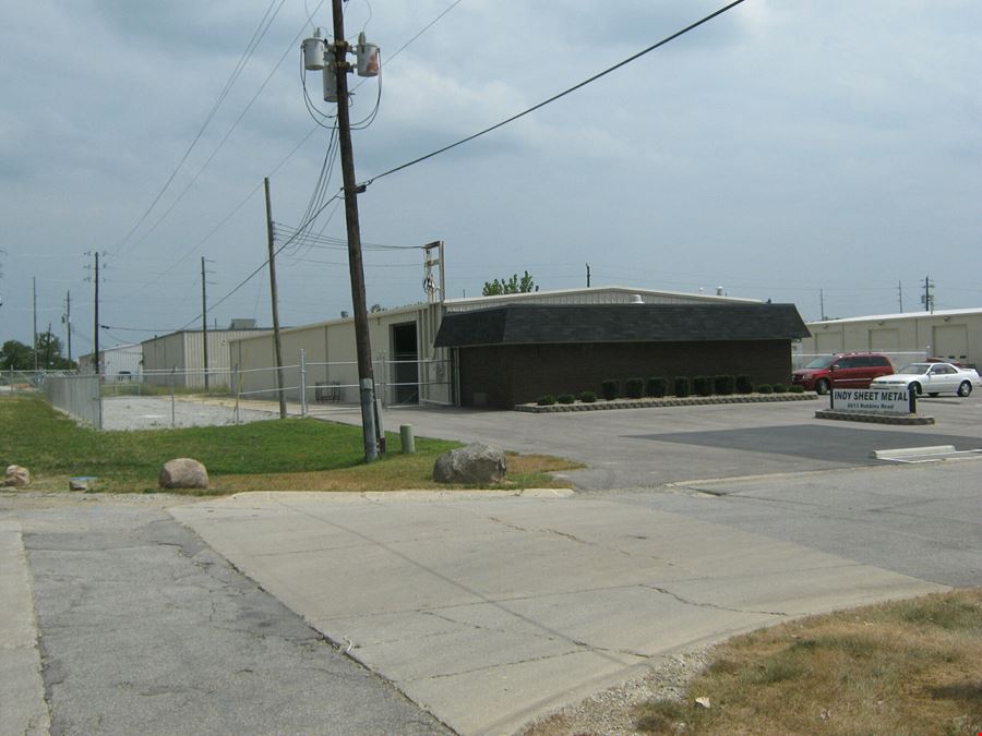8813 Robbins Rd.