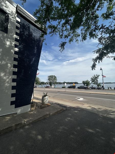 Shoreline Drive Sublease