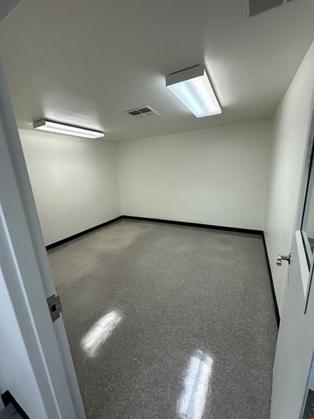 8732 Fruitridge Rd, Sacramento, CA, 95826