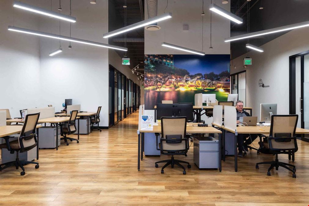 Whitestone Reit - Cube Executive Suites