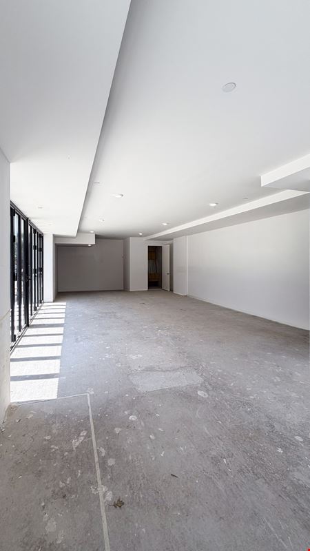 658 Washington Avenue | Brand-New 1,167 SF Corner Retail Condo Opportunity