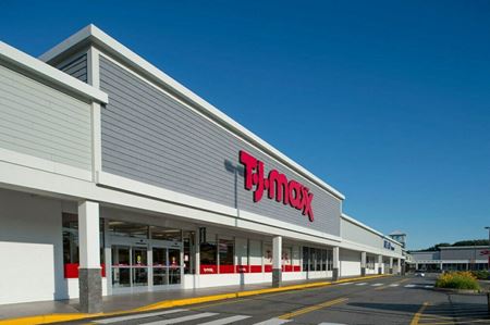 Retail space for Rent at Marcus Plaza in Norwich