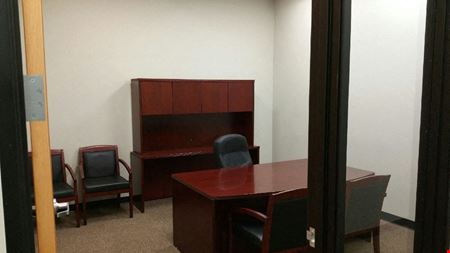2152 S Vineyard Suite 116