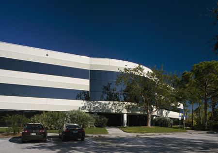 Commercial space at Baypoint | Pasco Building in Saint Petersburg