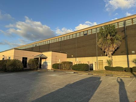 Commercial space at 801 edwards ave in Harahan
