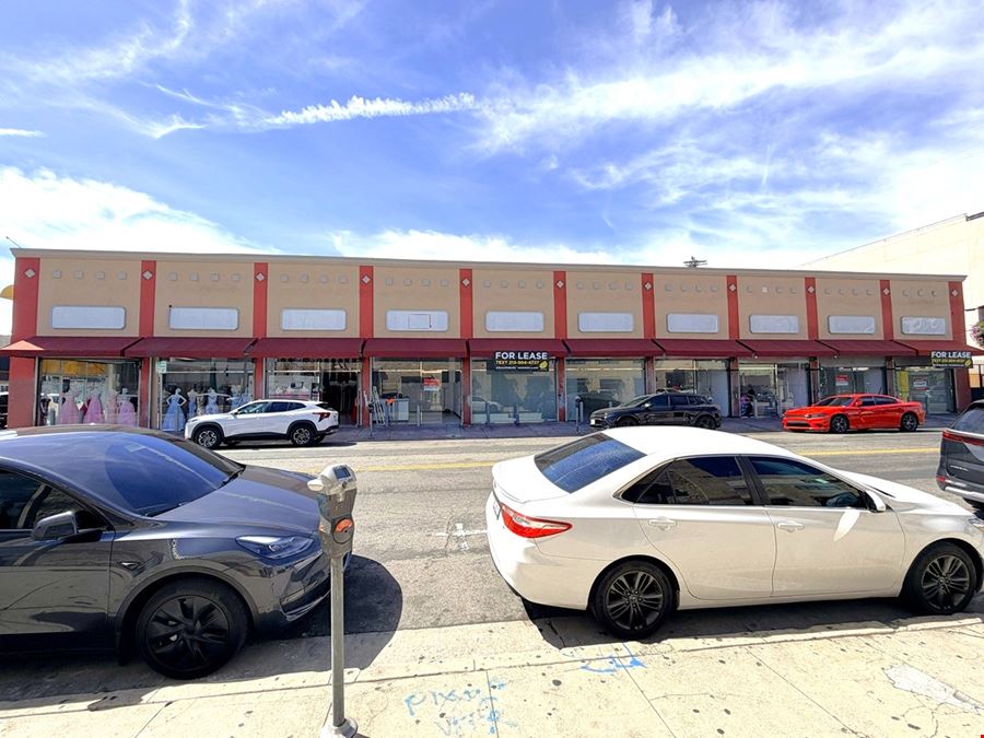 CORNER 5 UNIT FASHN D BLDG FOR SALE
