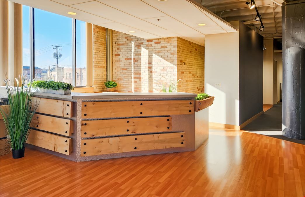Regus - Green Bay - Adams St