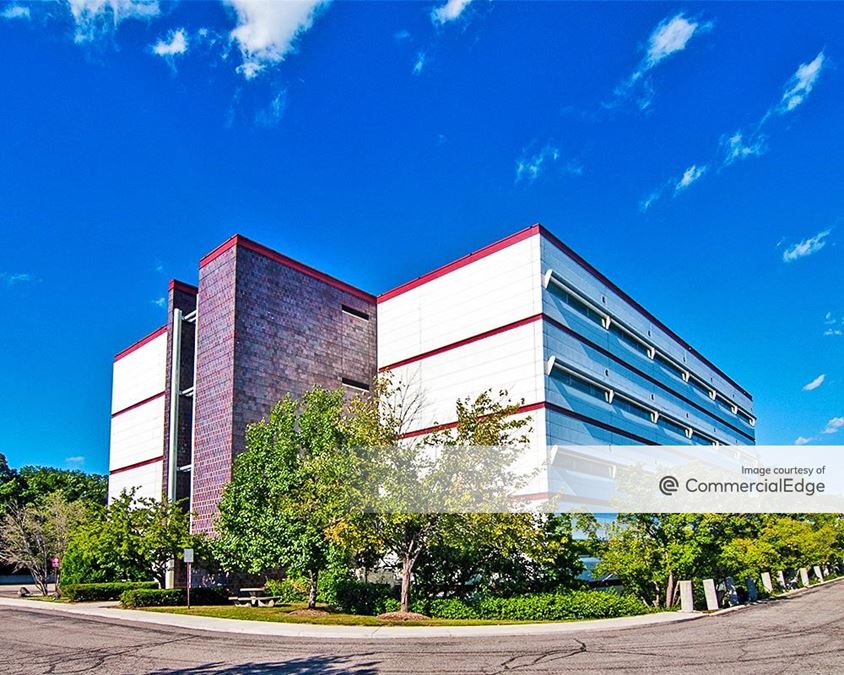 Farmbrook II Medical Building