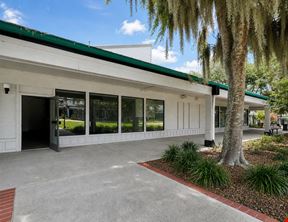 Thornebrook Village Retail Storefront