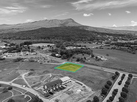 PRIME COMMERCIAL PARCEL OFF MAJOR CORRIDOR