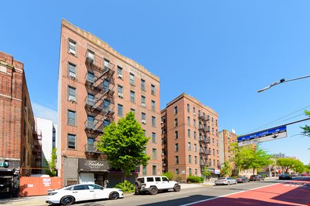 700 SF | 338 Rogers Avenue | Renovated Vanilla Box Space for Lease