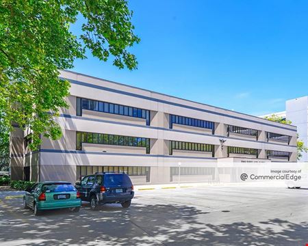 Commercial space at 800 SW 13th Ave in Portland