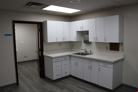 5525 Georgetown Rd - Suites E+F