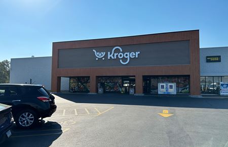 Retail space for Rent at West Frankfort Plaza in West Frankfort