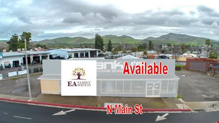 Remodeled High Exposure Retail/Office Building Off Hard Corner