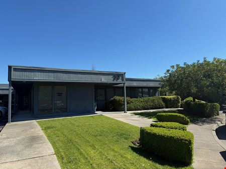 33 Commercial Blvd
