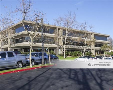 Commercial space at Mission Center Office Park - 5333 Mission Center Road in San Diego