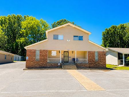 Office space for Sale at 2857 Shelby St in Bartlett