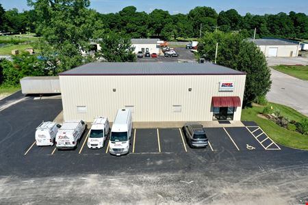 4,125 SF Office / Warehouse Building For Sale Or Lease near Glenstone & Chestnut