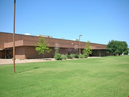 Industrial space for Rent at 711 W. 9th Street in Hobart