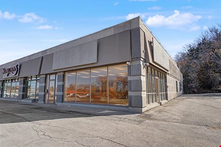 Retail space for Rent at 2242 N College Ave in Fayetteville