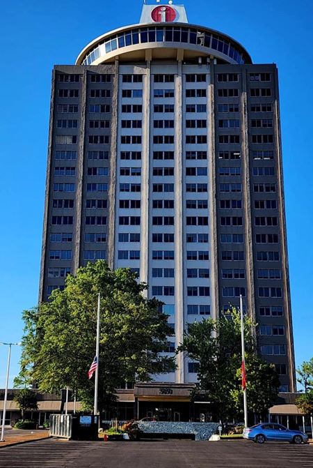 Office space for Rent at 5050 Poplar Ave in Memphis