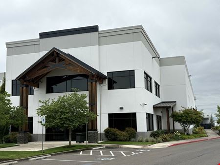 3204 NW 38th Cir, Suite F
