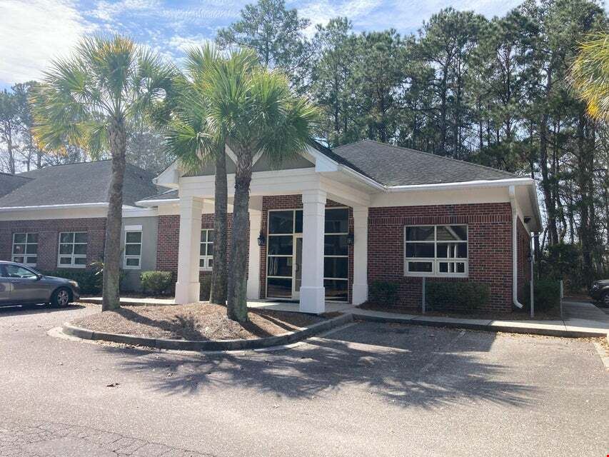 3040 N Highway 17