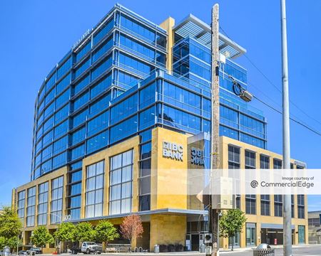 Office space for Rent at IBC Bank Plaza in Austin