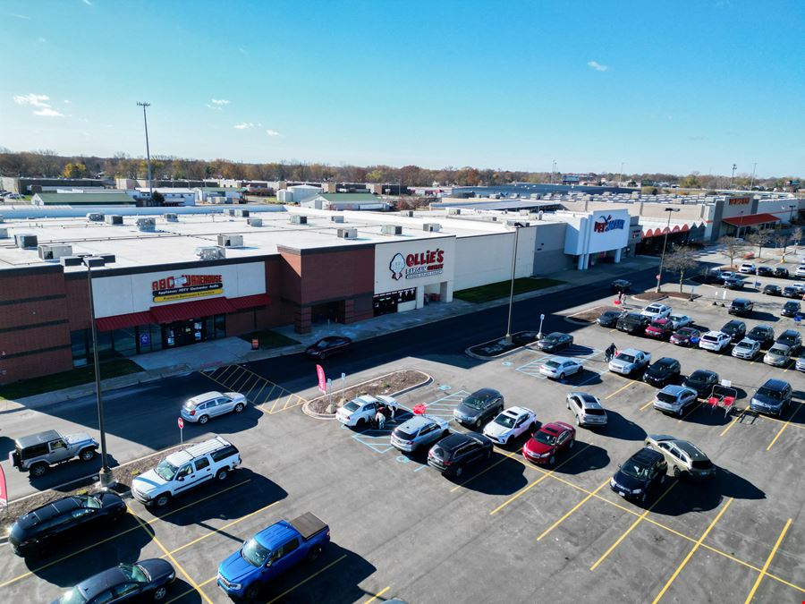 13 & Little Mack Shopping Center