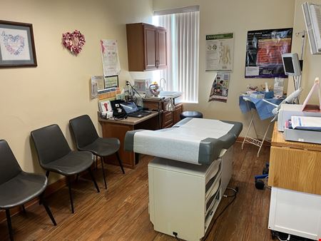 Easton Court Medical Office - 2892 SF