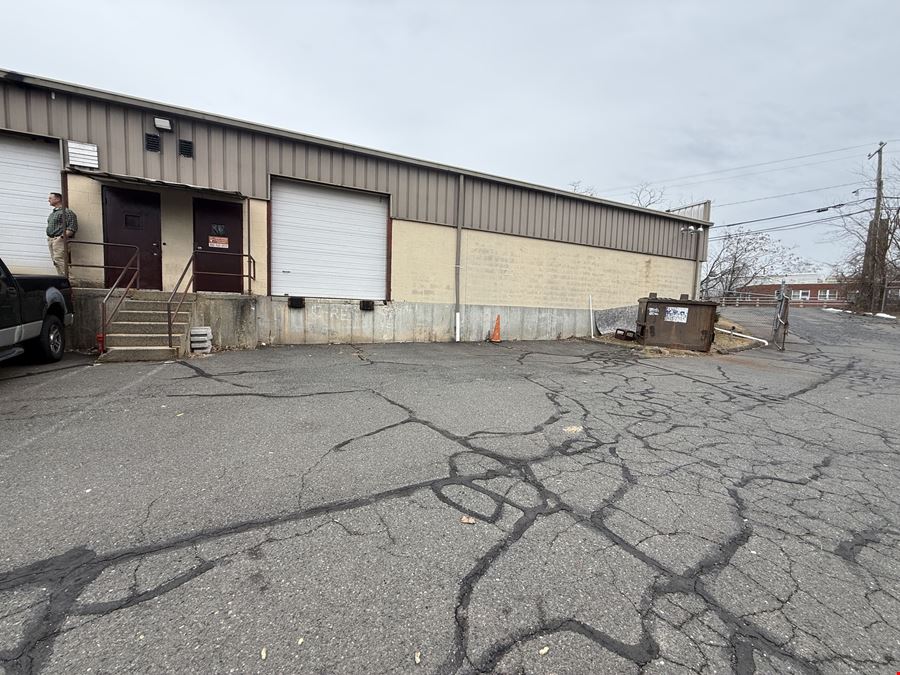 3,160 SF Flex Space