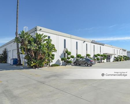 Industrial space for Rent at Skypark Business Center in Torrance