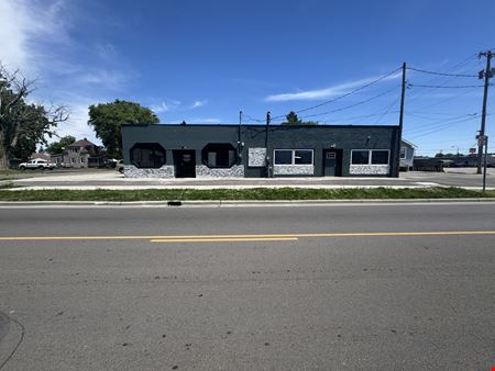 5038 Lewis Avenue