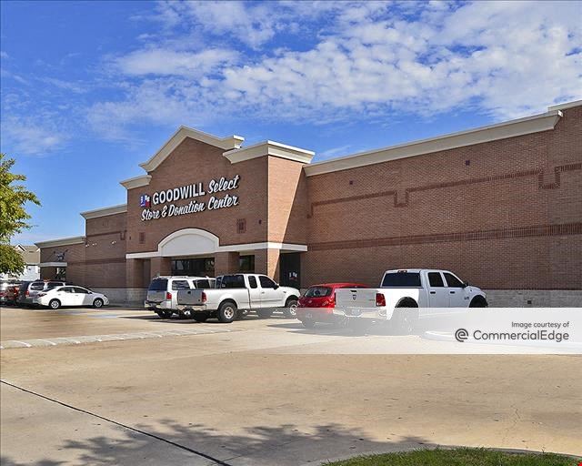 Northchase Plaza