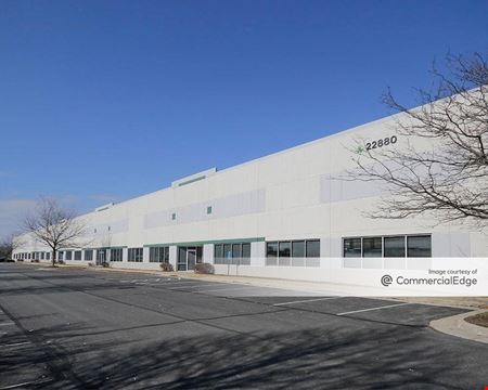 Industrial space for Rent at TransDulles Centre in Sterling