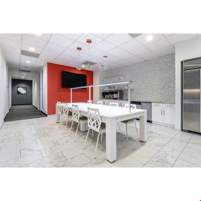 Regus - Miami Airport - Blue Lagoon