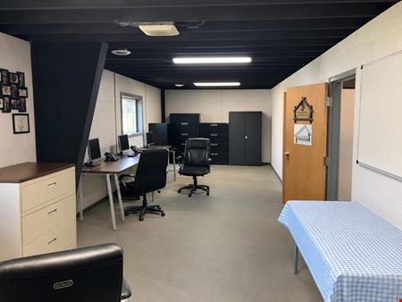 Industrial Building with Overhead Doors for Sale in Ann Arbor
