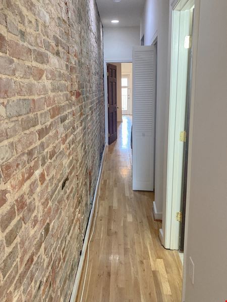 22 E Preston