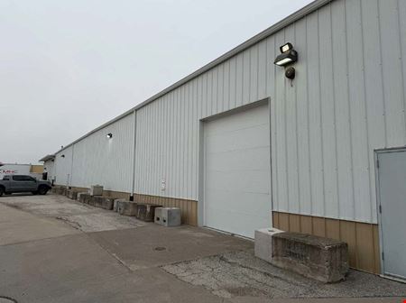 Industrial space for Rent at 842 W 76th St in Davenport