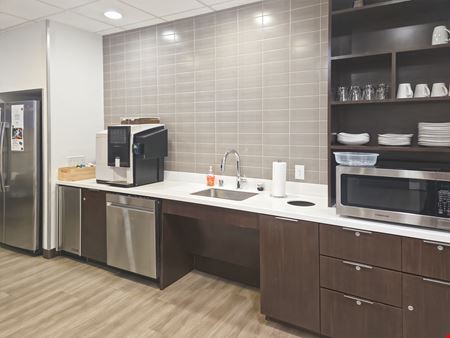Regus - Arlington - Ballpark Way