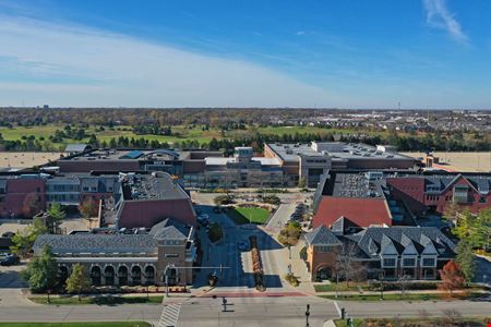 Retail space for Rent at The Glen Town Center in Glenview