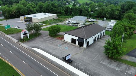 9009 Oak Ridge Hwy